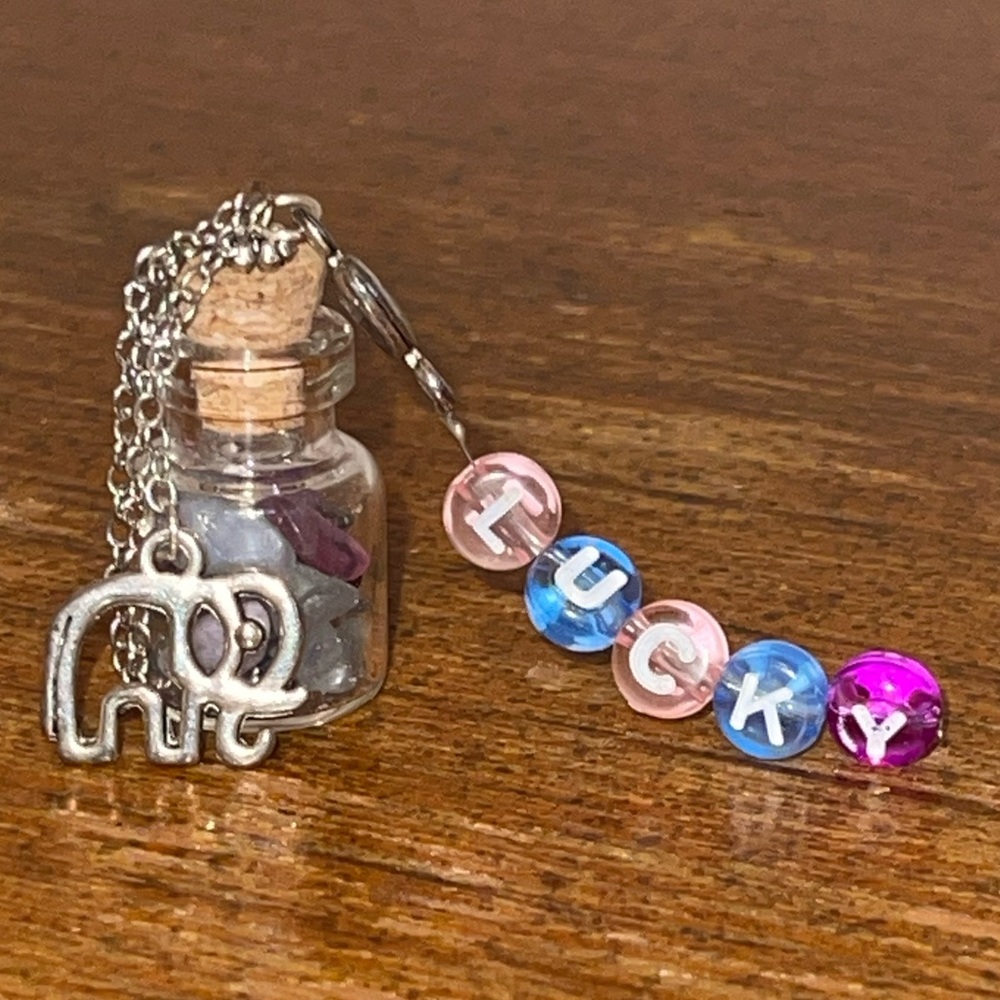 💎 NEW VIALS 💎 Lucky Charm Fluorite Crystal Vial w/ Spirit Animal Charm